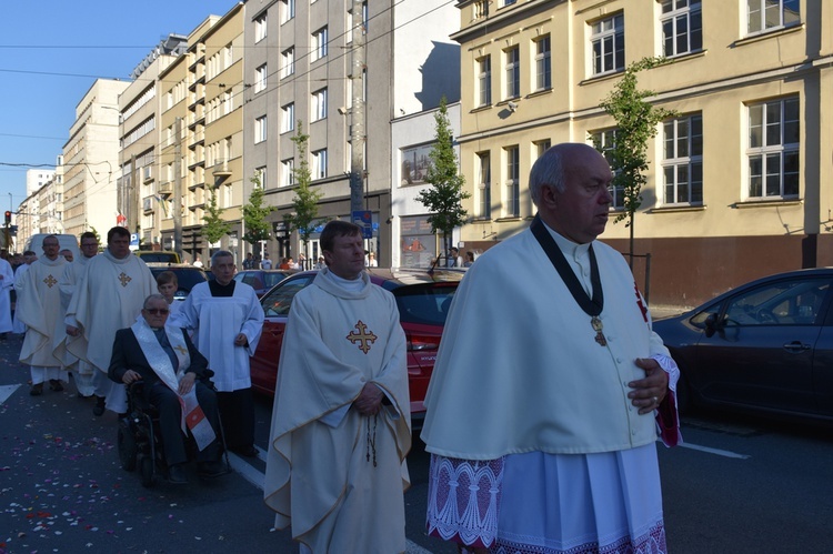 Msza św. i procesja eucharystyczna w Gdyni