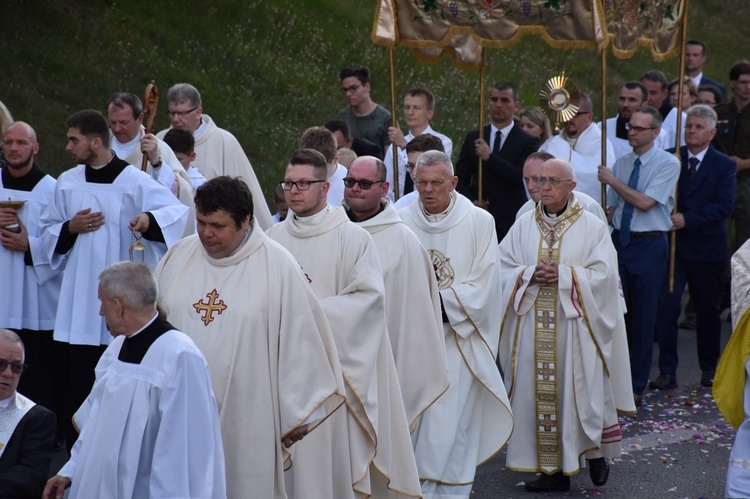 Msza św. i procesja eucharystyczna w Gdyni