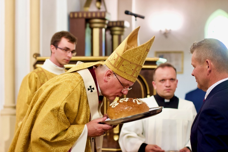 Poświęcenie kościoła w Rozogach