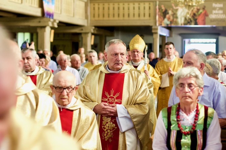 Poświęcenie kościoła w Rozogach