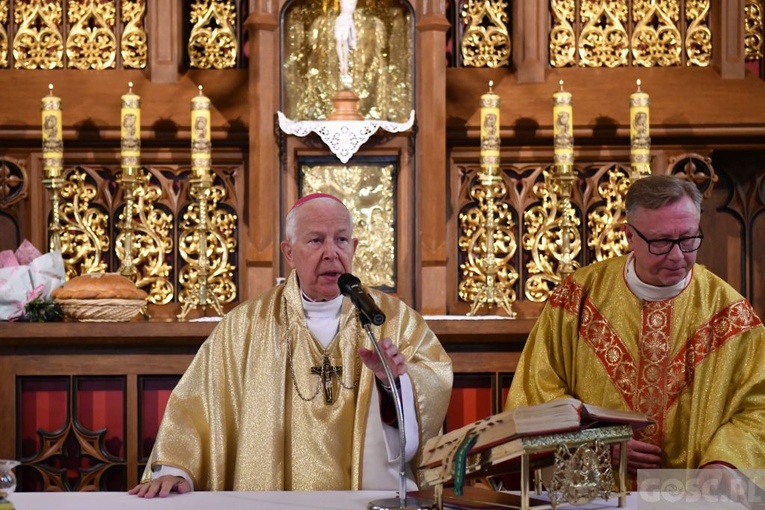 Ołtarz w Rusinowie odzyskał dawny blask