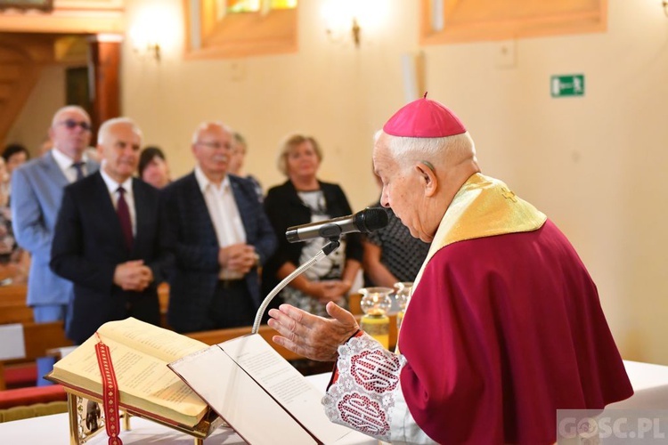 Ołtarz w Rusinowie odzyskał dawny blask