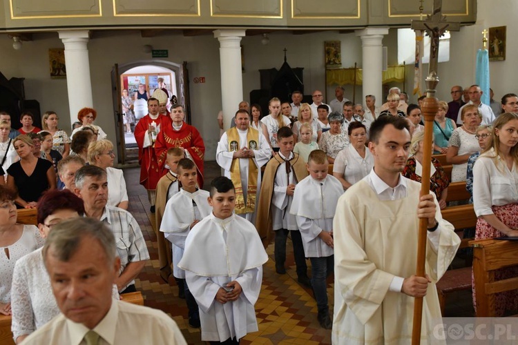 Parafia w Bytnicy świętuje 65 lat