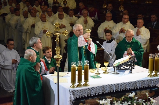 Zakończenie IV Kongresu Eucharystycznego