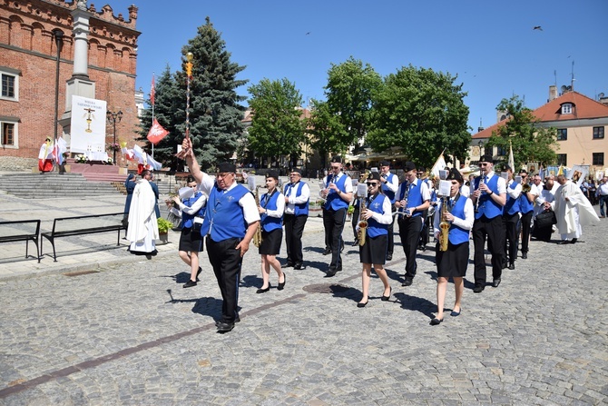 Zakończenie IV Kongresu Eucharystycznego