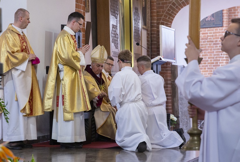 Msza św. jubileuszowa w Kołobrzegu, cz. 1