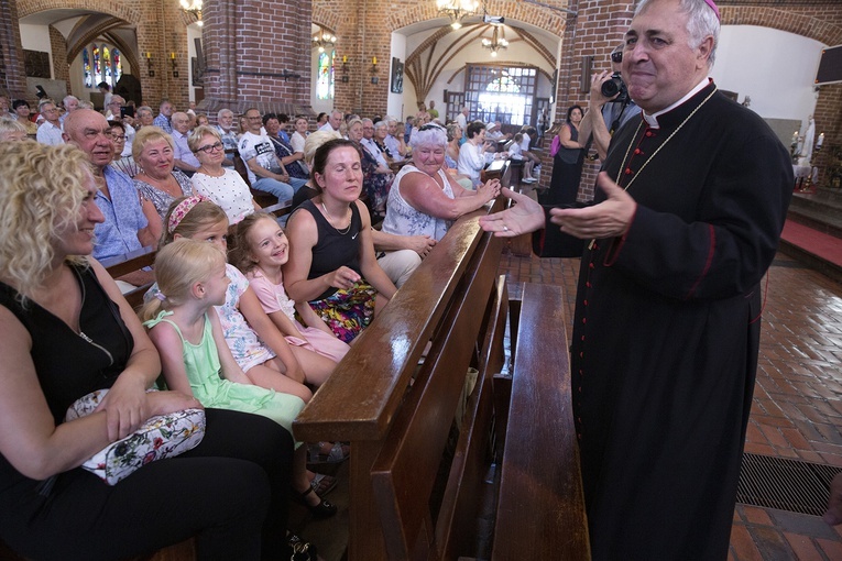 Msza św. jubileuszowa w Kołobrzegu, cz. 2