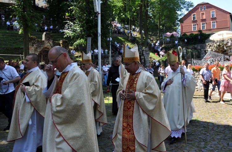 Pielgrzymka Mężczyzn i Młodzieńców na Górze Świętej Anny