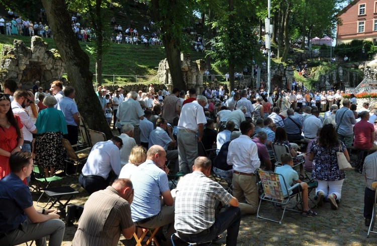 Pielgrzymka Mężczyzn i Młodzieńców na Górze Świętej Anny