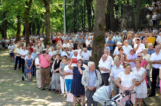 Pielgrzymka Mężczyzn i Młodzieńców na Górze Świętej Anny