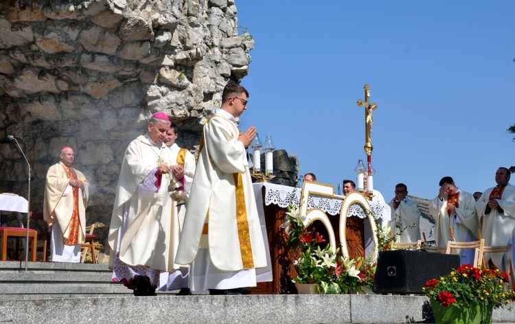 Pielgrzymka Mężczyzn i Młodzieńców na Górze Świętej Anny