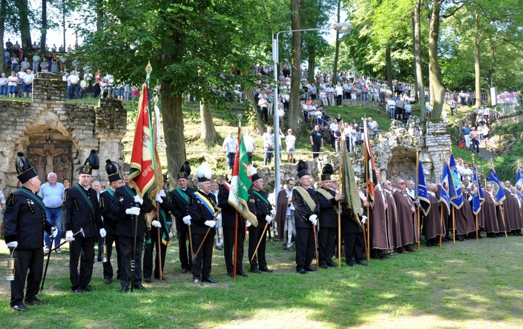 Pielgrzymka Mężczyzn i Młodzieńców na Górze Świętej Anny