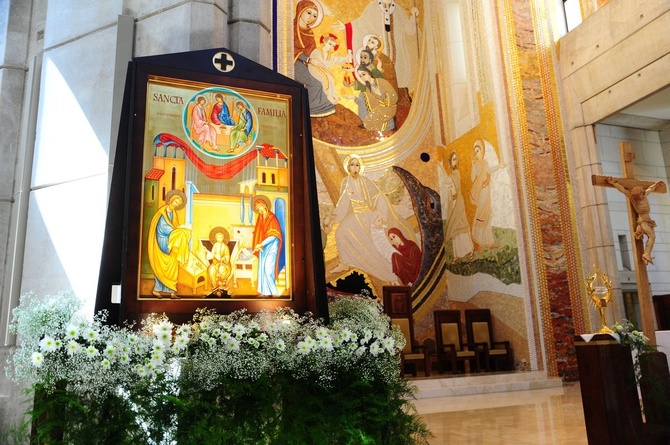 Zakończenie peregrynacji ikony Świętej Rodziny - sanktuarium św. Jana Pawła II