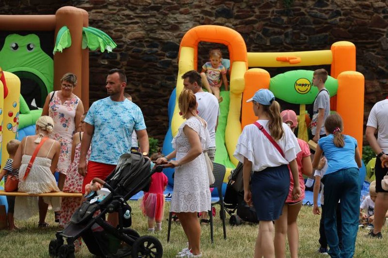 Strzegom. Rodzinny festyn jeszcze przed odpustem