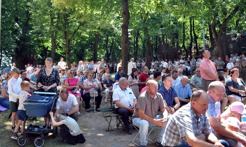 Miłość rodzinna drogą do świętości