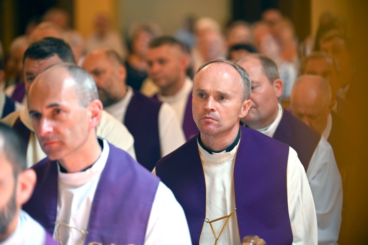 Ząbkowice Śl. Pożegnali ks. Stanisława Matuszewskiego SAC