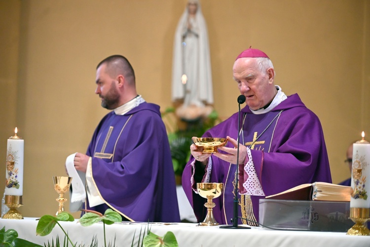 Ząbkowice Śl. Pożegnali ks. Stanisława Matuszewskiego SAC