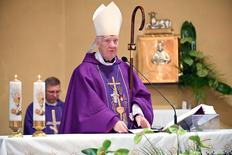 Ząbkowice Śl. Pożegnali ks. Stanisława Matuszewskiego SAC