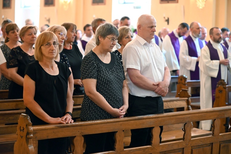 Ząbkowice Śl. Pożegnali ks. Stanisława Matuszewskiego SAC