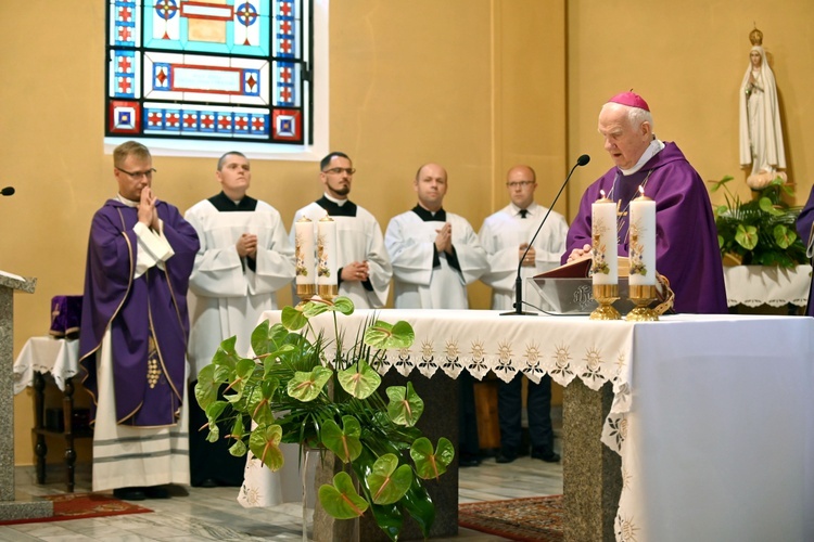 Ząbkowice Śl. Pożegnali ks. Stanisława Matuszewskiego SAC