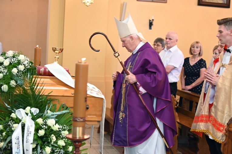 Ząbkowice Śl. Pożegnali ks. Stanisława Matuszewskiego SAC