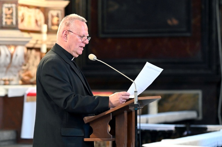 Świdnica. Konferencja podsumowująca konserwację i rewitalizację wnętrza katedry