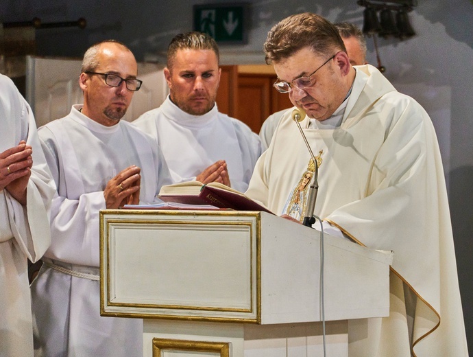 Z Bartnicy do Głuszycy. Pokutna procesja i noc walki za Polskę