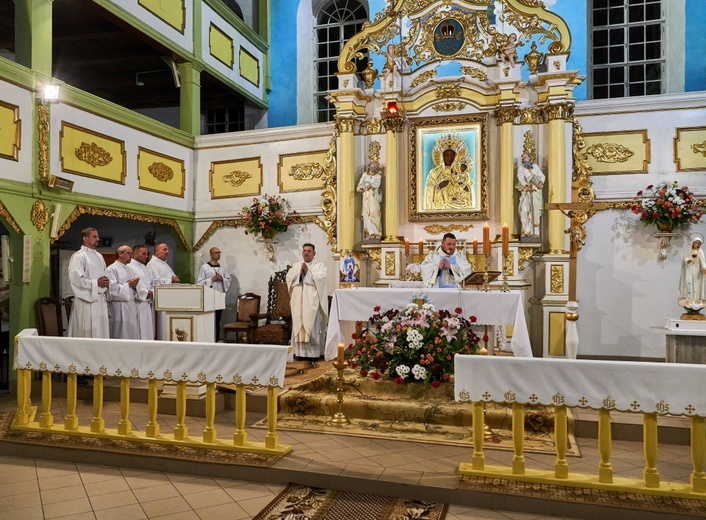 Z Bartnicy do Głuszycy. Pokutna procesja i noc walki za Polskę