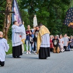 Z Bartnicy do Głuszycy. Pokutna procesja i noc walki za Polskę