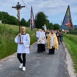 Z Bartnicy do Głuszycy. Pokutna procesja i noc walki za Polskę