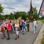 Z Bartnicy do Głuszycy. Pokutna procesja i noc walki za Polskę