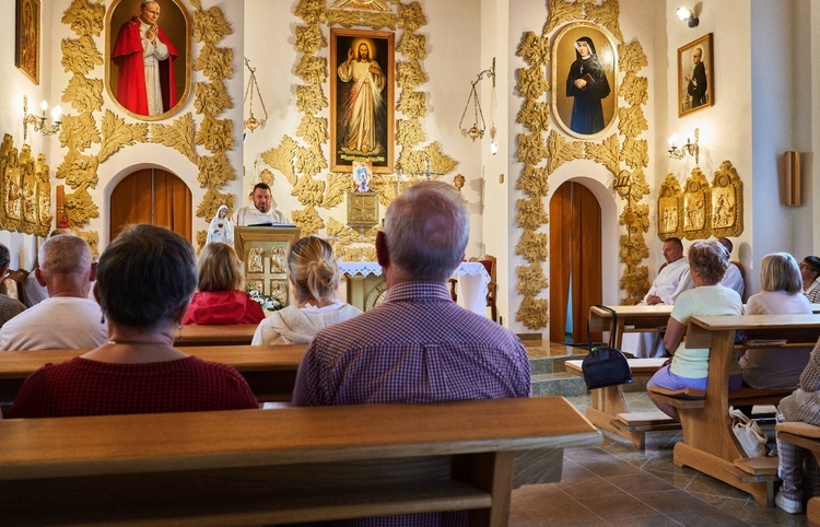 Z Bartnicy do Głuszycy. Pokutna procesja i noc walki za Polskę