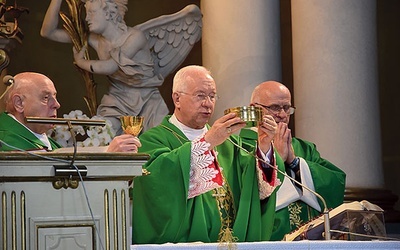 Festiwal rozpoczęła Eucharystia pod przewodnictwem bp. Andrzeja F. Dziuby.