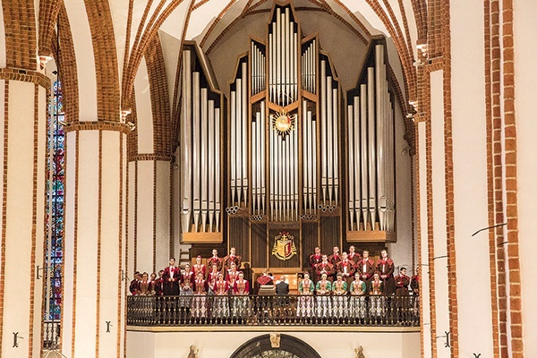 ▲	Kościół św. Jana jest miejscem jednego z najważniejszych festiwali organowych w Europie.