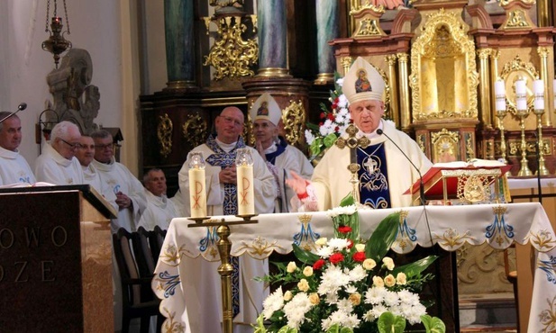 Być z drugim człowiekiem w chwili radosnej i smutnej