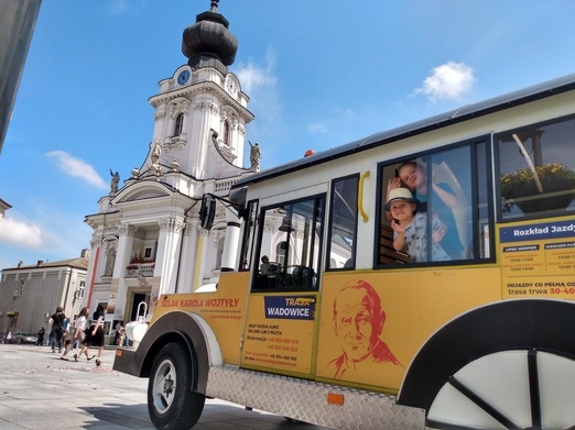 Papieskim szlakiem przez Wadowice - na kremówki!