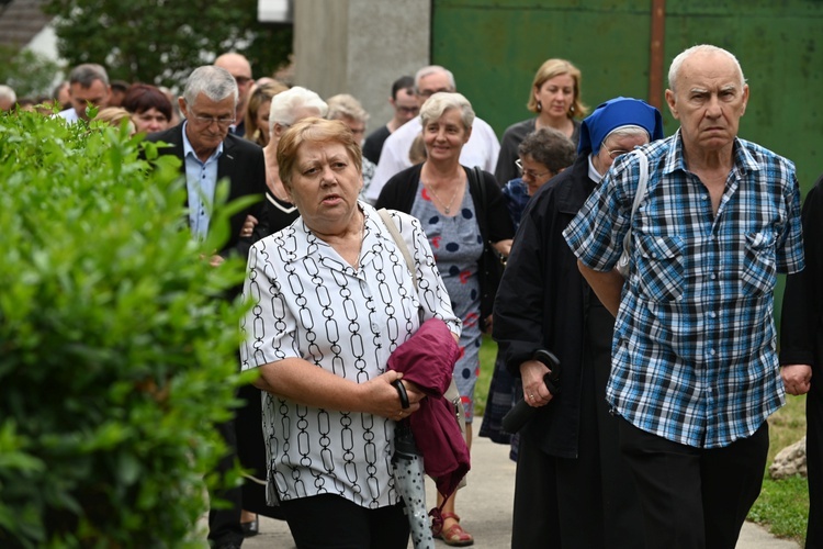 Byczeń. Pogrzeb ks. Władysława Wichrowicza