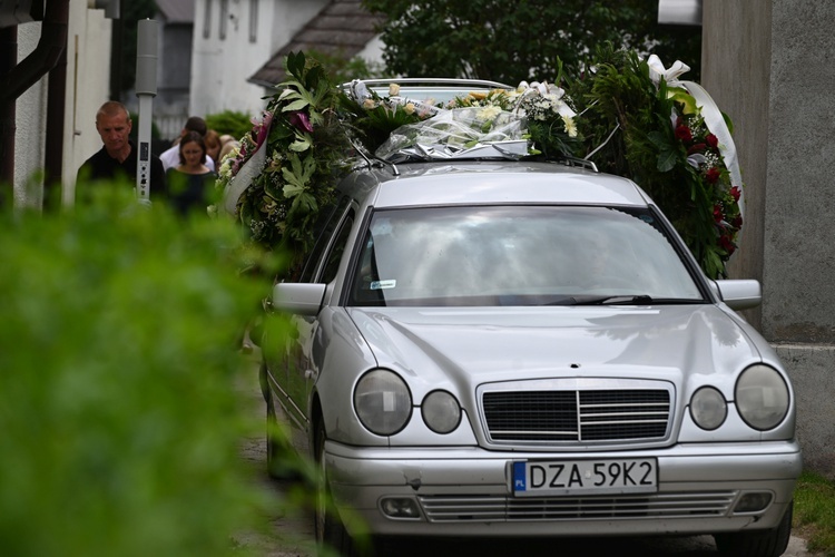 Byczeń. Pogrzeb ks. Władysława Wichrowicza