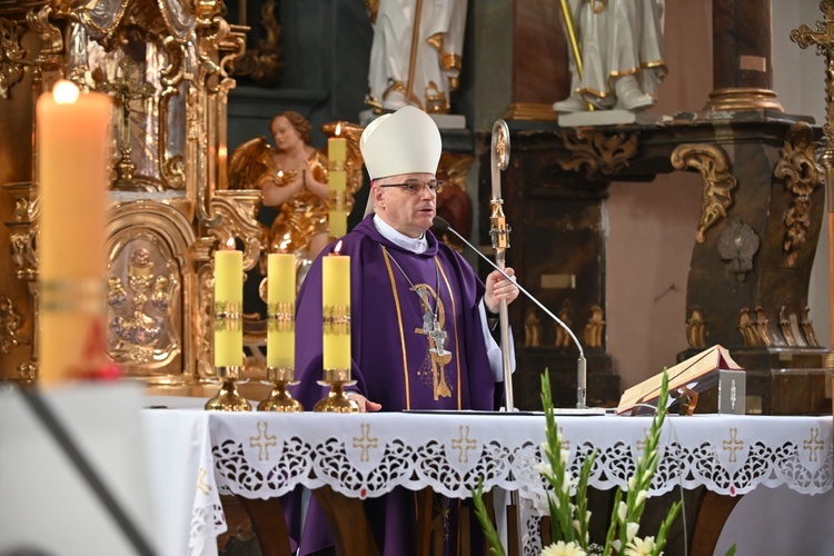 Byczeń. Pogrzeb ks. Władysława Wichrowicza