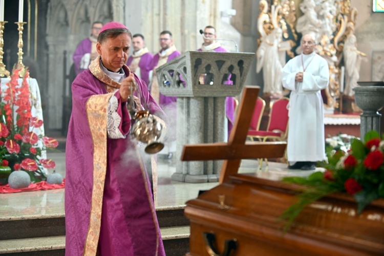 Zmarł Andrzej Czub, wieloletni nadzwyczajny szafarz i lider Odnowy w Duchu Świętym