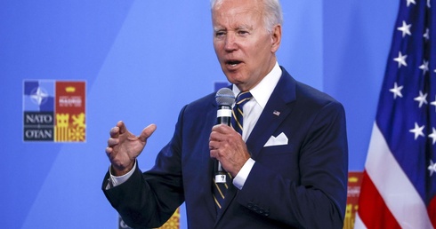 Biden: USA i NATO będą wspierać Ukrainę tak długo, jak będzie trzeba, by nie została pokonana przez Rosję 