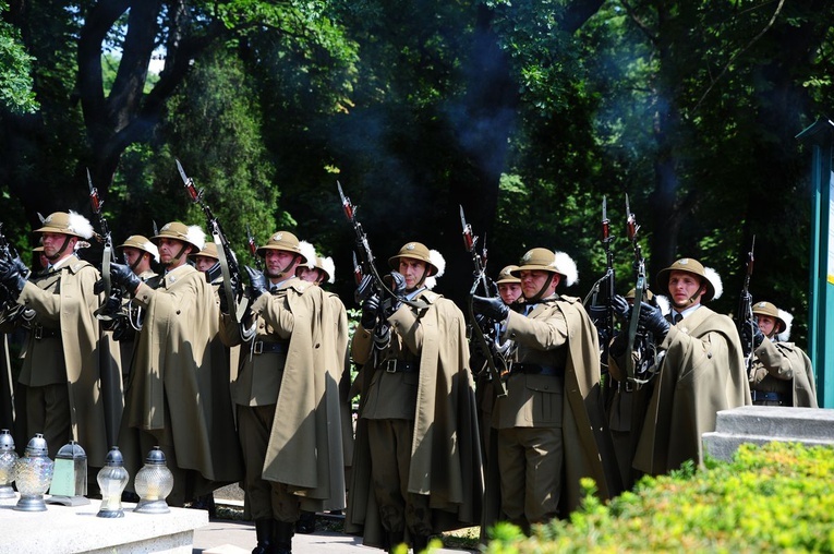 Odsłonięto pomnik gen. Bolesława Wieniawa-Długoszowskiego