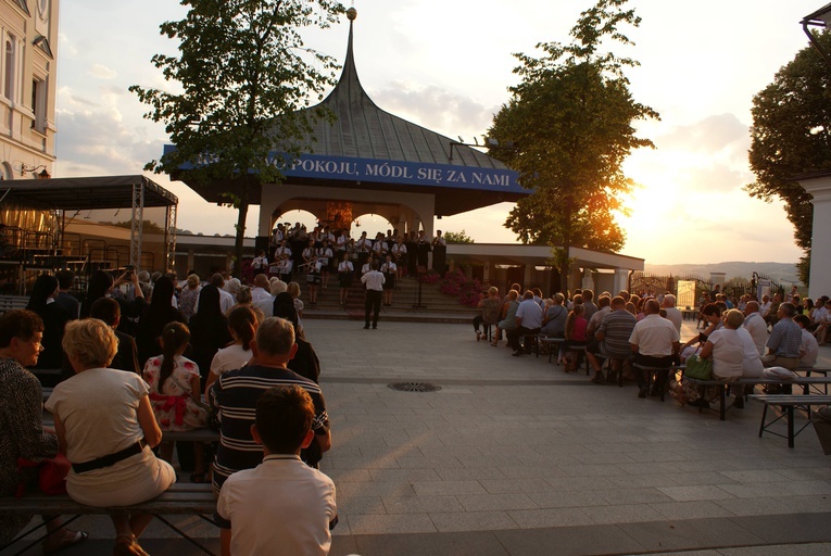 Odpust w Tuchowie. Dzień 1.