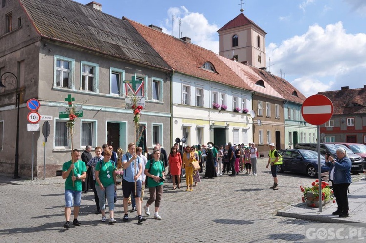 Z Otynia na Jasną Górę