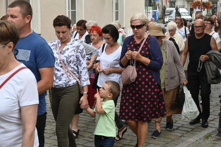 Świdnica. Rozpoczęcie peregrynacji obrazu MB Łaskawej Strażniczki Polski