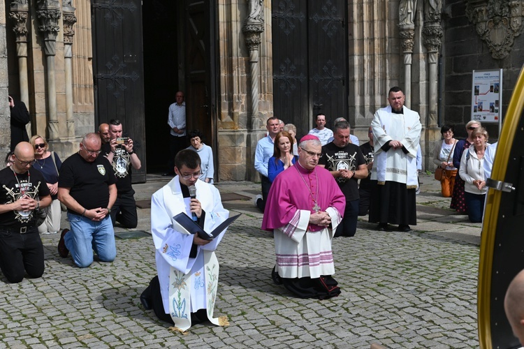 Świdnica. Rozpoczęcie peregrynacji obrazu MB Łaskawej Strażniczki Polski