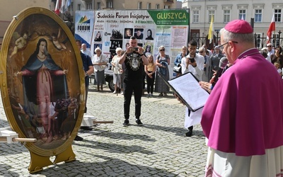 Świdnica. Rozpoczęcie peregrynacji obrazu MB Łaskawej Strażniczki Polski