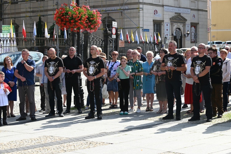 Świdnica. Rozpoczęcie peregrynacji obrazu MB Łaskawej Strażniczki Polski