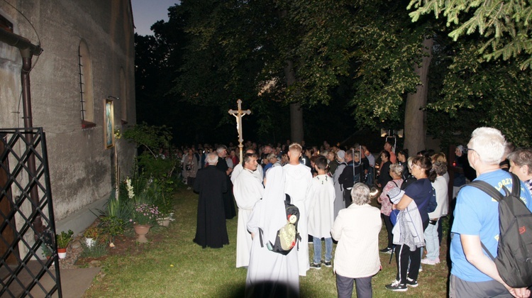 Łagiewniki. XV Piesza Pielgrzymka do MB Pocieszenia w Stoszowie