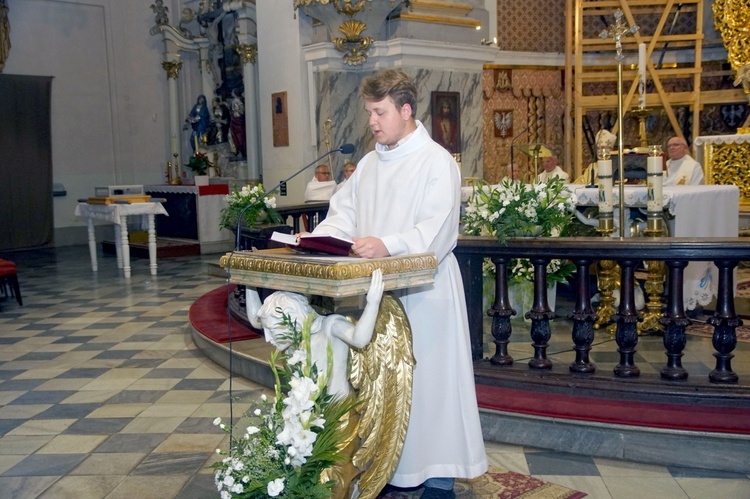 Bardo. Nocą ruszyli śladami różańcowych tajemnic